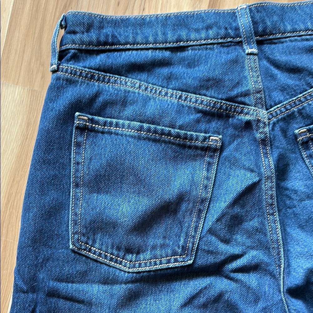 Old Navy Baggy Wide Leg Jeans - Picture 9 of 10